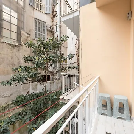 Lovely 2-bedrooms In Exarcheia Apartment *