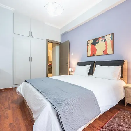 Lovely 2-bedrooms In Exarcheia Athens